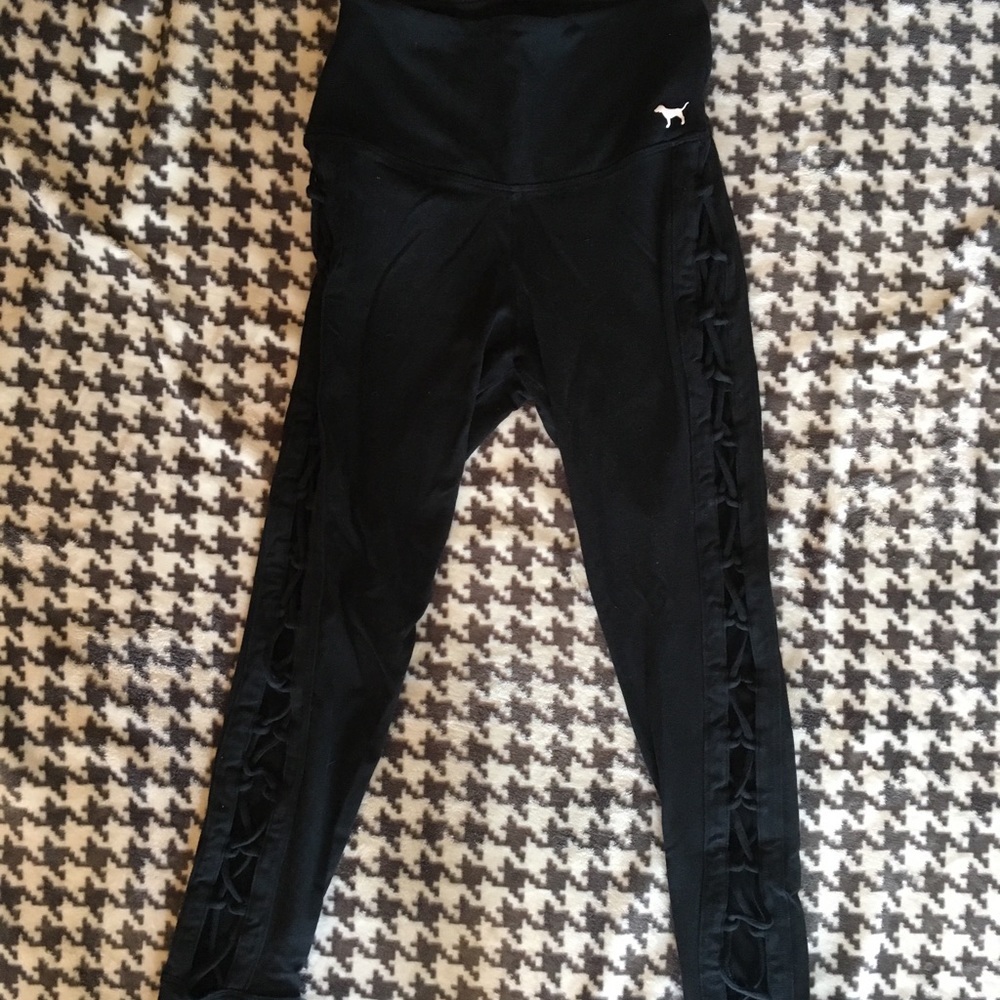 VS PINK cutout legging